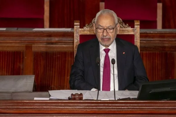 Gannuşi'den Libya Başbakanı Serrac'a