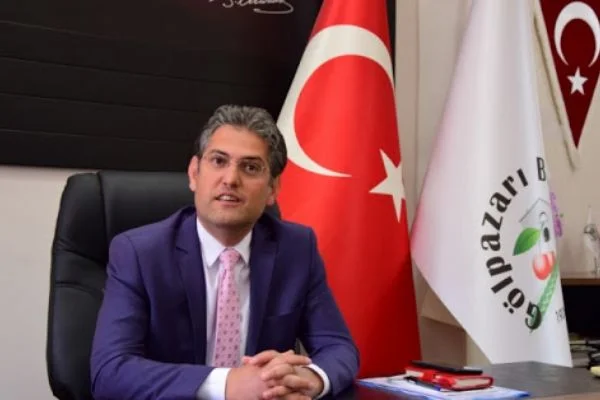 Gölpazarı Belediye Başkanı Suer, yaşlıların bayramını kutladı