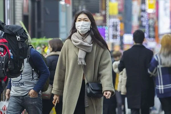 Güney Kore'de ulaşım araçlarında maske takılması zorunlu hale getirildi