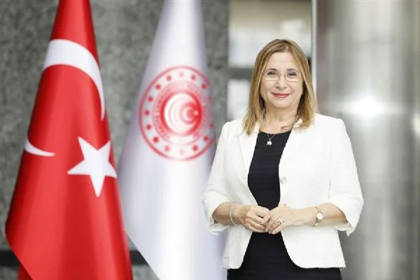 Gürbulak'taki tırların Türkiye geçişi başladı