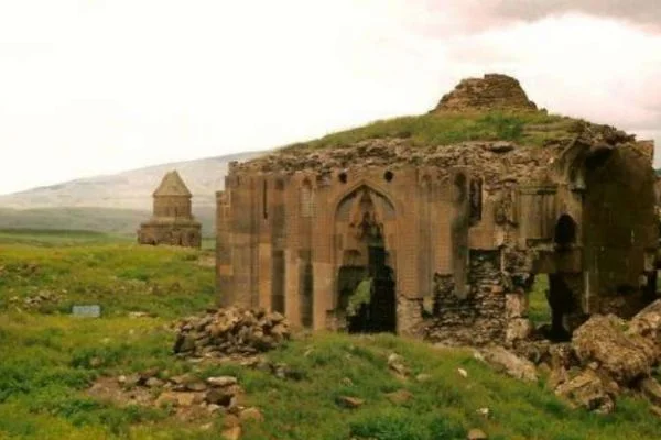 Güzellikleri bağrına sIĞDIR'an kent