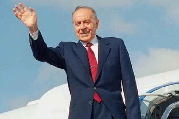 Haydar Aliyev unutulmadı
