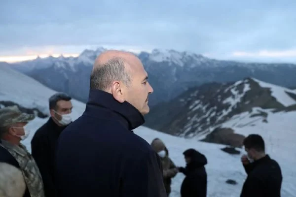İçişleri Bakanı Soylu, İkiyaka Dağları'nda üs bölgesinin açılışını yaptı