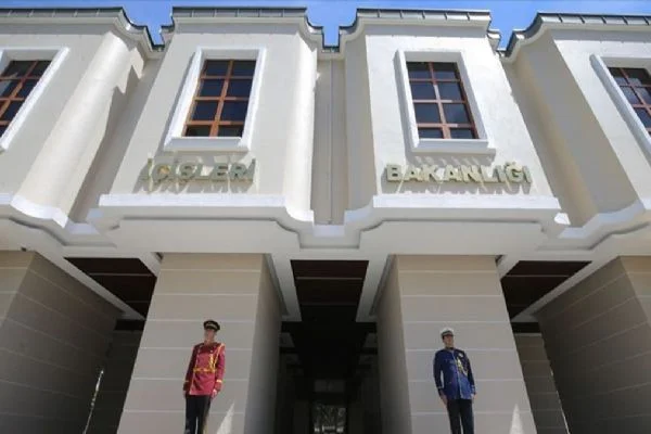 İçişleri Bakanlığı'ndan 65 yaş üstüne seyahat iznine ilişkin açıklama
