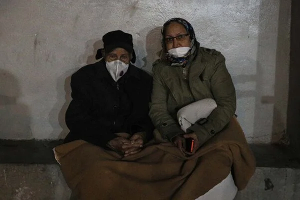 İran'da deprem: Ölü ve yaralılar var