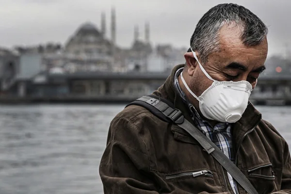İstanbul'da kritik iki bölgede maske zorunluluğu getirildi