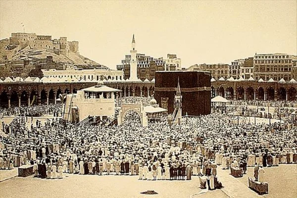 Kabe örtüsü ve kutsal emanetler de karantinaya alınmış