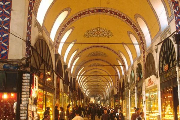 Kapalıçarşı 'eski günlere' hazırlanıyor