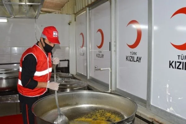 Kızılay Ramazan'da yardımlarıyla binlerce insana el uzattı