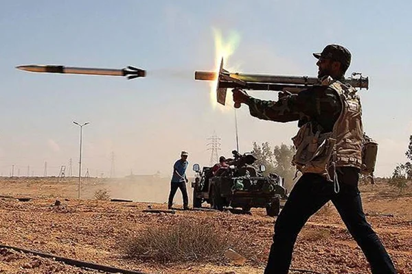 Libya'nın başkenti Trablus'u roket saldırılarından kurtaracak son hamle