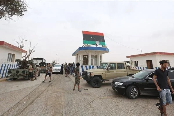 Libya Ordusu açıkladı: Hafter milisleri kaçıyor