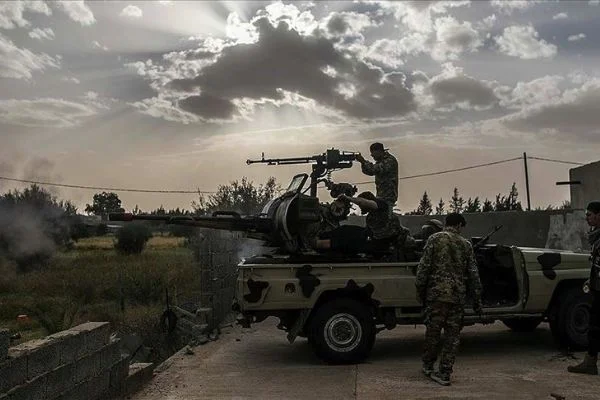 Libya Ordusu Hafter milislerinin işgalindeki Vatiyye Askeri Üssü'nde kontrolü sağladı