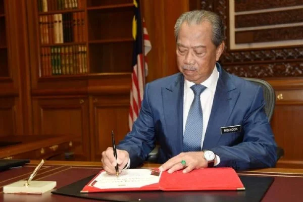 Malezya Başbakanı Muhyiddin ev karantinasına girdi