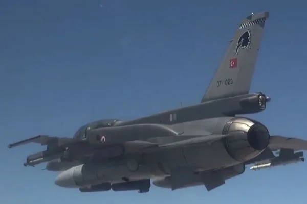 Metina'ya düzenlenen hava harekâtıyla 4 PKK'lı terörist etkisiz hale getirildi