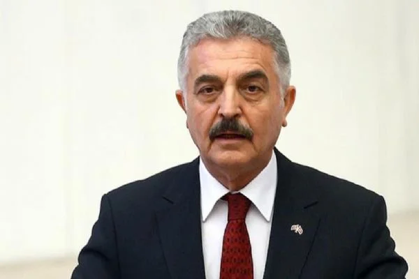 MHP'li Büyükataman'dan Bahçeli'ye yönelik eleştirilere tepki: Tek merkezden çıktığı gün gibi aşikar