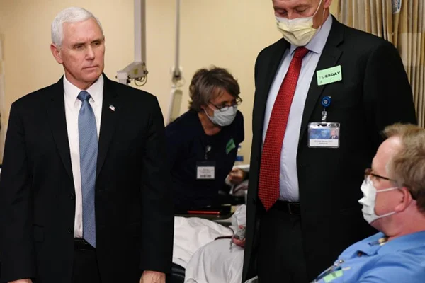 Mike Pence'in maske pişmanlığı