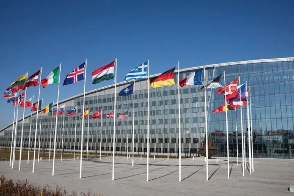 NATO, ABD'nin Açık Semalar Anlaşması'ndan çekilme kararının ardından toplanıyor