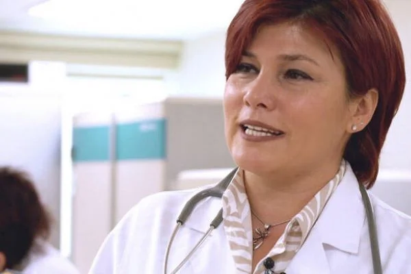 Özlem Kurt Azap kimdir Özlem Kurt Azap biyografisi