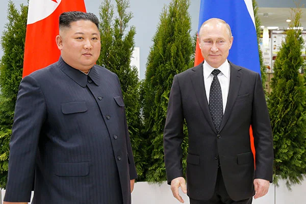 Putin'den, Kim Jong-un'a madalya