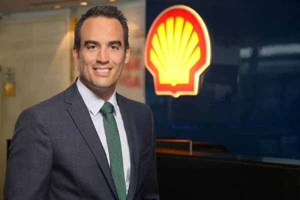 Shell & Turcas'ta bayrak değişimi