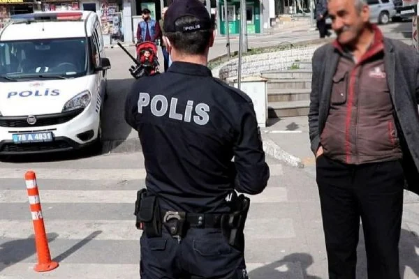 Sokağa çıkma yasağı ihbar hattı kaç? Yasağı ihlal edenleri şikayet etmek için sokağa çıkma yasağı ihbar hattı