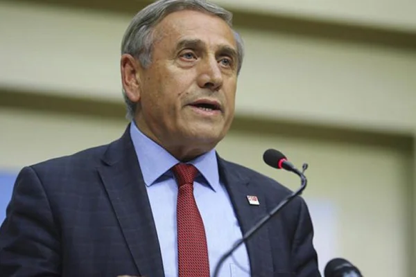''Süper Lig'' kararına CHP'den tepki