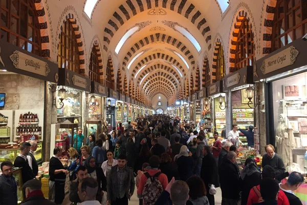 Tarihi Mısır Çarşısı'nın açılacağı tarih belli oldu