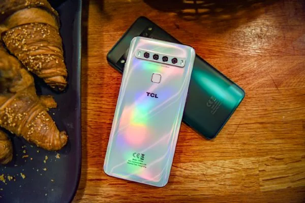 TCL 10L Türkiye'de satışa sunuldu