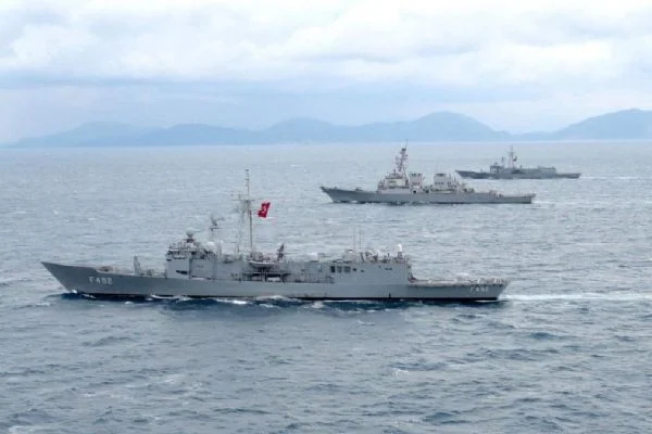TSK'dan Yunanistan'a geri adım attıran