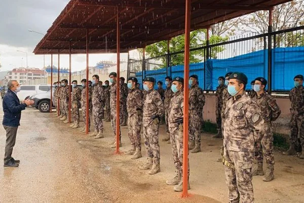 Tunceli'de Polis Özel Harekat (PÖH) Timleri, dualarla El-Bab'a uğurlandı.
