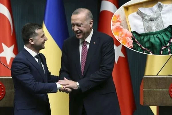 Ukrayna Lideri Zelenski, Başkan Erdoğan'a 'vişivanka' hediye etti