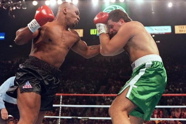Ünlü boksör Mike Tyson ringlere geri mi dönecek?
