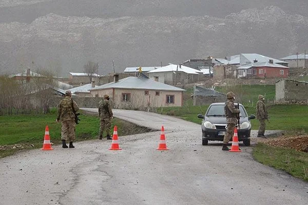 Van'da iki mahalle karantinaya alındı