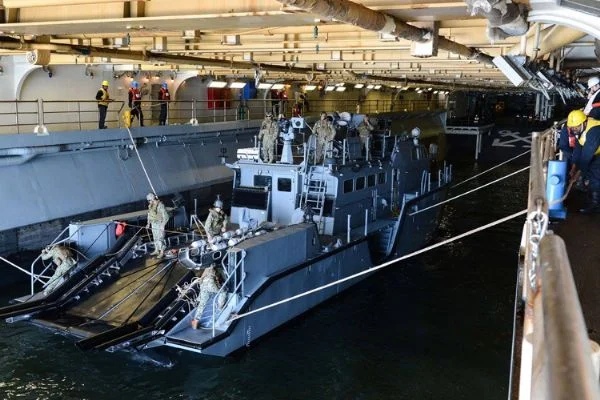 ABD'den Ukrayna'ya 600 milyon dolarlık devriye botu satışı
