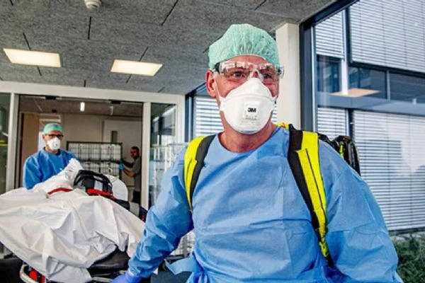 Almanya'da koronavirüs bilançosu: Can kaybı 9 bin 3'e yükseldi