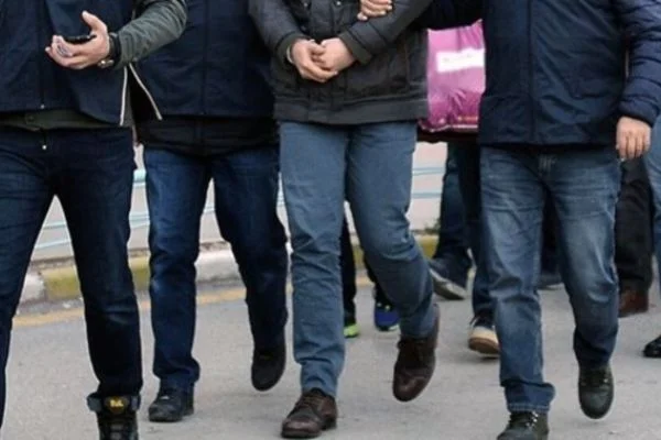 Ankara'da FETÖ'ye ByLock operasyonu