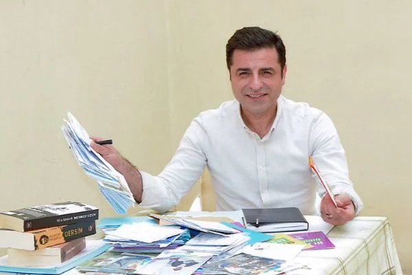 AYM'den Selahattin Demirtaş kararı