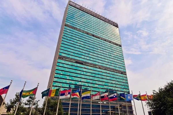 Azerbaycan'ın 'BM Genel Kurulu toplansın' önerisini 130 ülke kabul etti