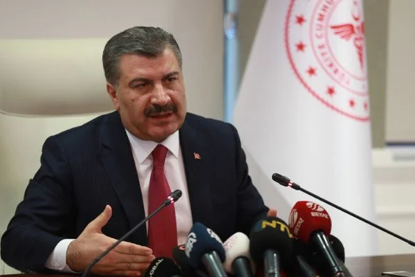 Bakan Koca 'Hatalı iyimserlik' dedi son durumu açıkladı