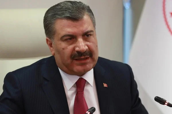 Bakan Koca itiraz etmişti! Makaleleri geri çekip özür dilediler