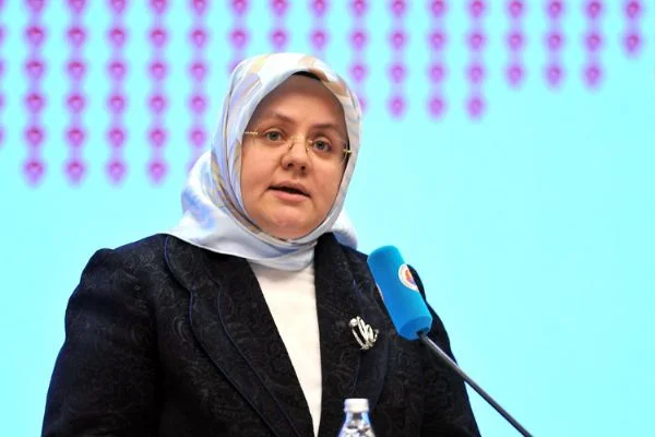 Bakan Selçuk yeni uygulamayı açıkladı: Her huzurevine bir doktor