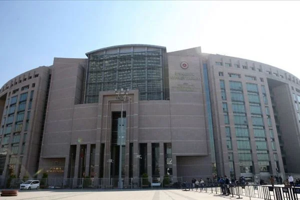 Başsavcılıktan Bakan Albayrak ve ailesine hakarete soruşturma