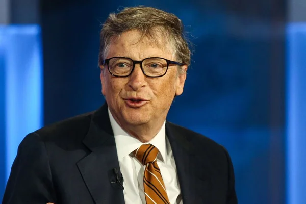 Bill Gates'ten mikroçip iddialarına yanıt