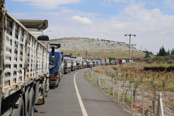 Birleşmiş Milletler'den İdlib'e 36 tır yardım