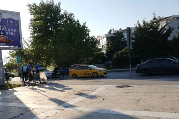 BOSTANCI BİSİKLETYOLU GEÇİŞLERİNDE SOSYAL MESAFE