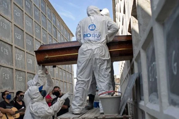 Brezilya'da korona bilançosu 51 bini aştı