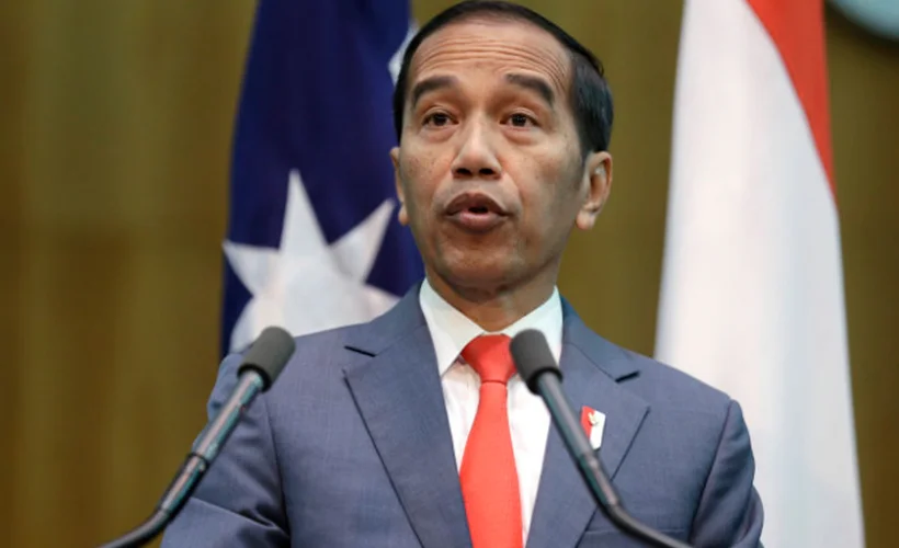 Endonezya Devlet Başkanı Widodo'dan kabineye gözdağı!