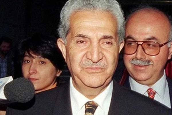 Eski Refah Partisi Genel Başkanı Ahmet Tekdal hayatını kaybetti