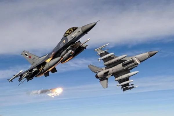 F-16'lara Türk gözü
