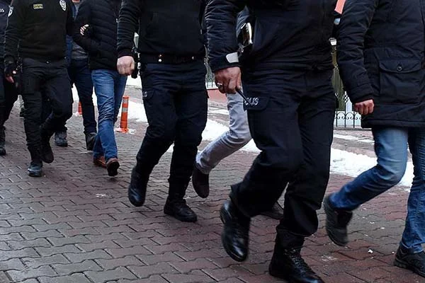 FETÖ'nün TSK yapılanması soruşturmasında 72 gözaltı